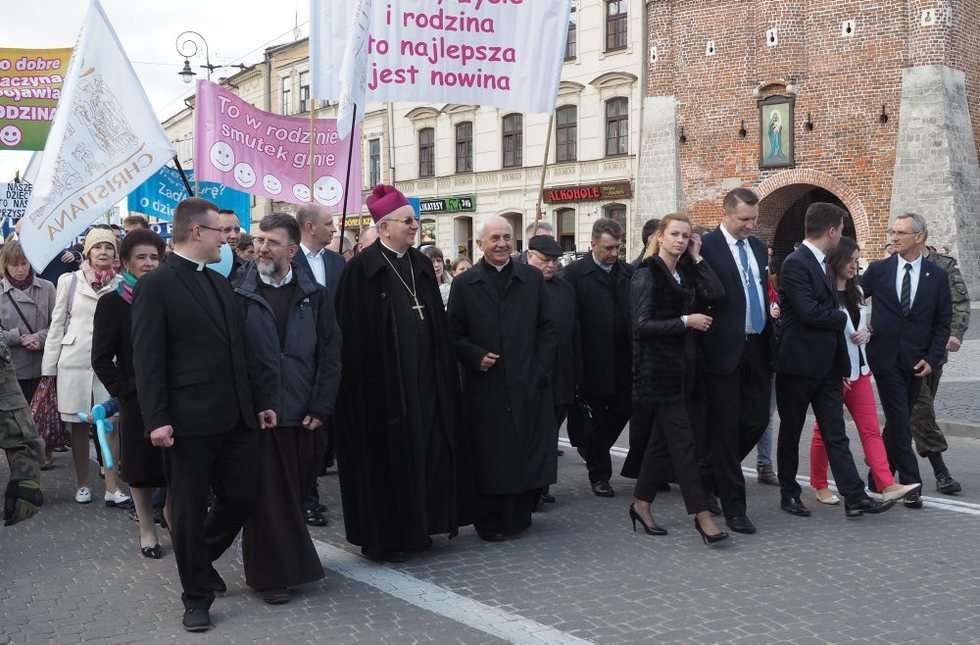  Marsz dla Życia i Rodziny w Lublinie (zdjęcie 19) - Autor: Wojciech Nieśpiałowski
