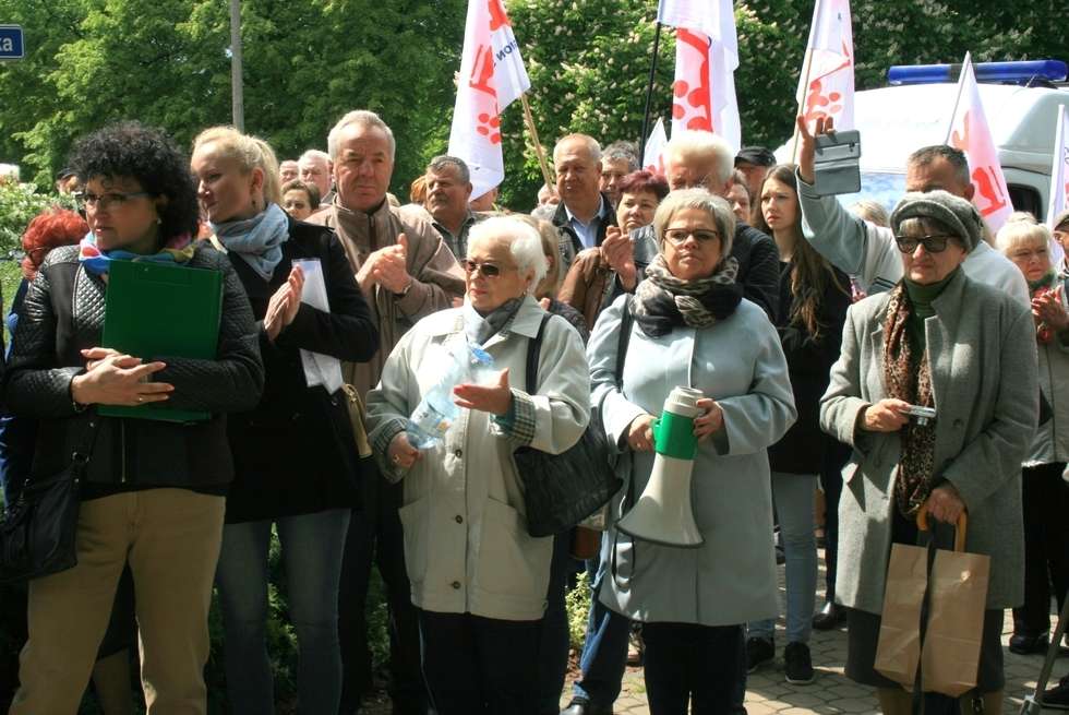  Protest w sprawie szpitala w Puławach (zdjęcie 7) - Autor: Radosław Szczęch