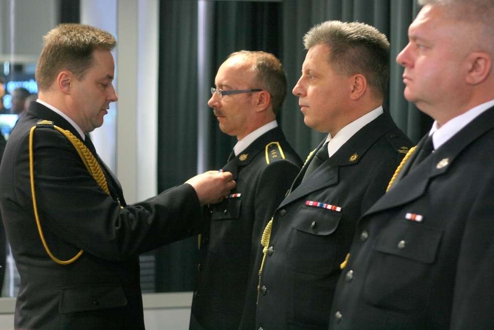  Nagrody i odznaczenia dla puławskich strażaków (zdjęcie 10) - Autor: Radosław Szczęch