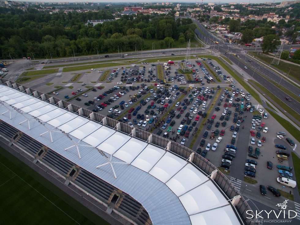  Kino samochodowe przy Arenie Lublin z lotu drona (zdjęcie 5) - Autor: Skyvid