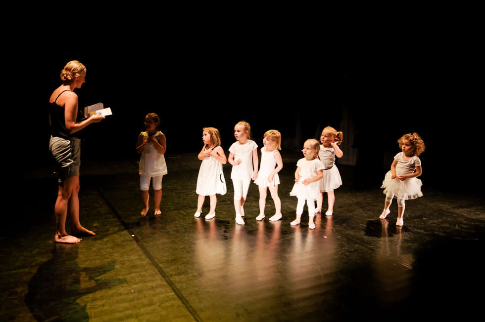  Taniec współczesny dzieci (zdjęcie 26) - Autor: Michał Patroń