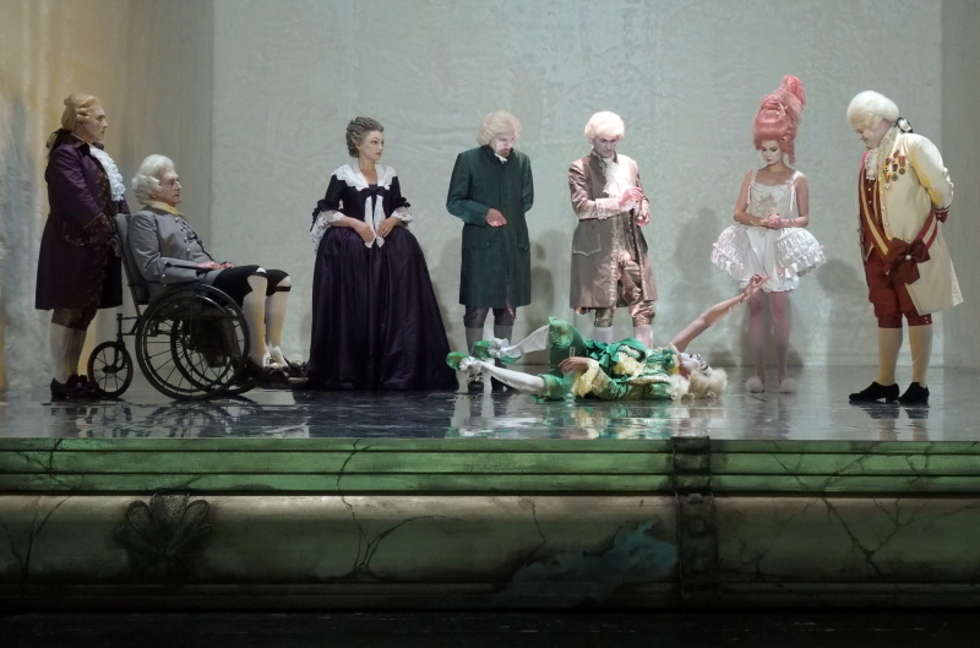  Amadeusz w Teatrze im. Juliusza Osterwy (zdjęcie 15) - Autor: Maciej Kaczanowski