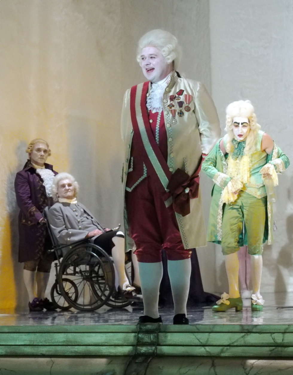  Amadeusz w Teatrze im. Juliusza Osterwy (zdjęcie 4) - Autor: Maciej Kaczanowski