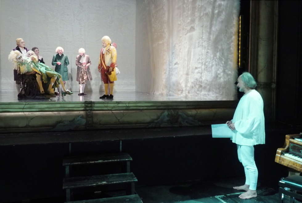  Amadeusz w Teatrze im. Juliusza Osterwy (zdjęcie 9) - Autor: Maciej Kaczanowski
