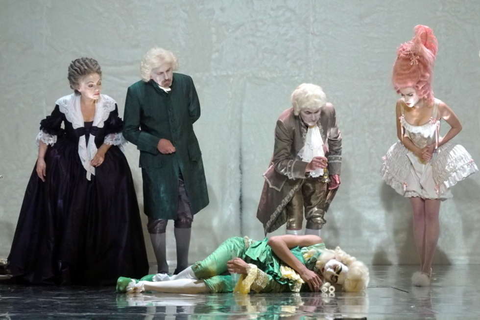  Amadeusz w Teatrze im. Juliusza Osterwy (zdjęcie 13) - Autor: Maciej Kaczanowski