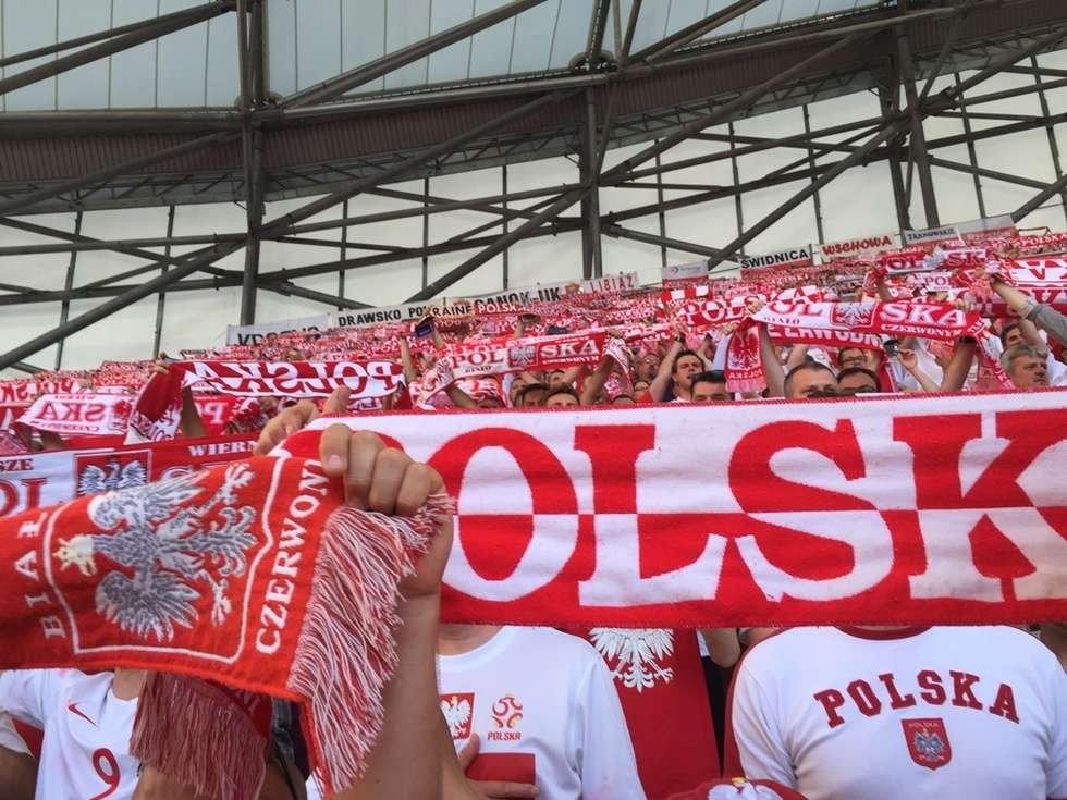  Polscy kibice na meczu Polska - Ukraina (zdjęcie 12) - Autor: Piotr Dragan