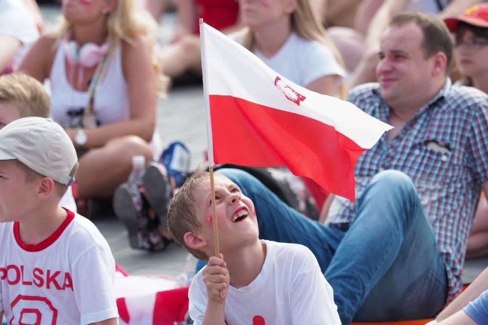  Strefa kibica:  mecz Polska - Szwajcaria (zdjęcie 19) - Autor: Maciej Kaczanowski