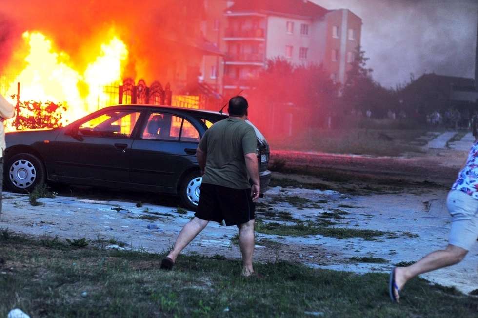  Pożar samochodu w Turce (zdjęcie 6) - Autor:  Art Group Łukasz Jabłoński