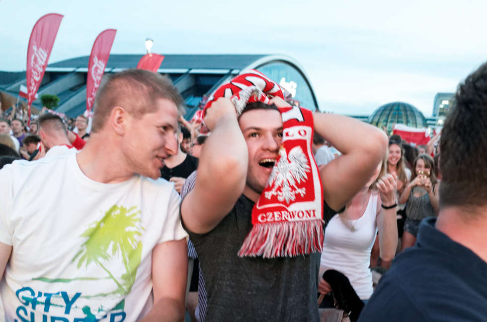  Mecz Polska - Portugalia. Strefa kibica w Lublinie (zdjęcie 27) - Autor: Michał Patroń