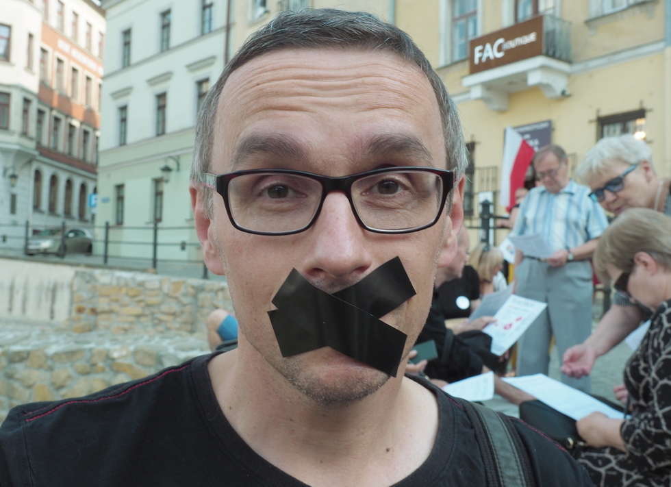  Czarny protest KOD w Lublinie (zdjęcie 7) - Autor: Maciej Kaczanowski