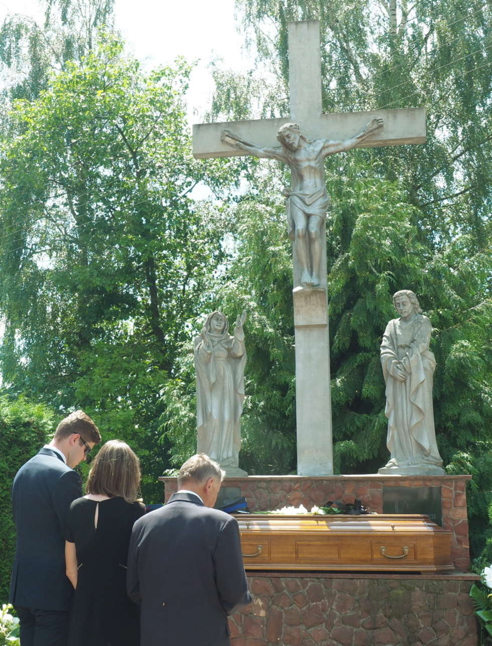  Pogrzeb Artura Walaska (zdjęcie 2) - Autor: Maciej Kaczanowski