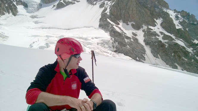 Flaga  na szczycie Mont Blanc - Autor: Janek Cios