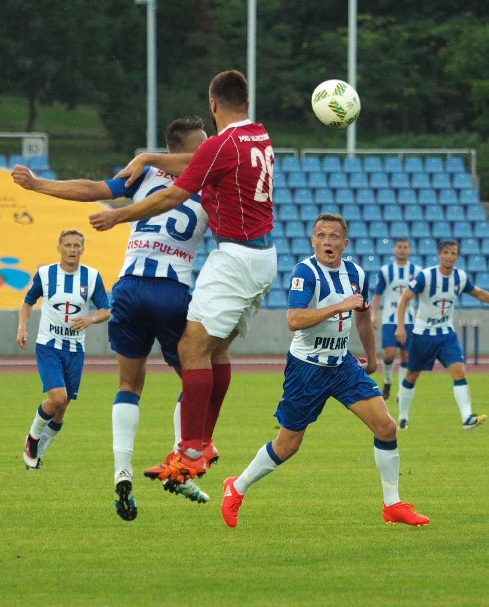  Inauguracja I ligi: Wisła Puławy – MKS Kluczbork 0:0 (zdjęcie 7) - Autor: Maciej Kaczanowski
