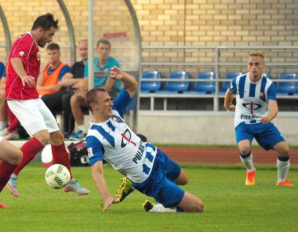  Inauguracja I ligi: Wisła Puławy – MKS Kluczbork 0:0 (zdjęcie 12) - Autor: Maciej Kaczanowski