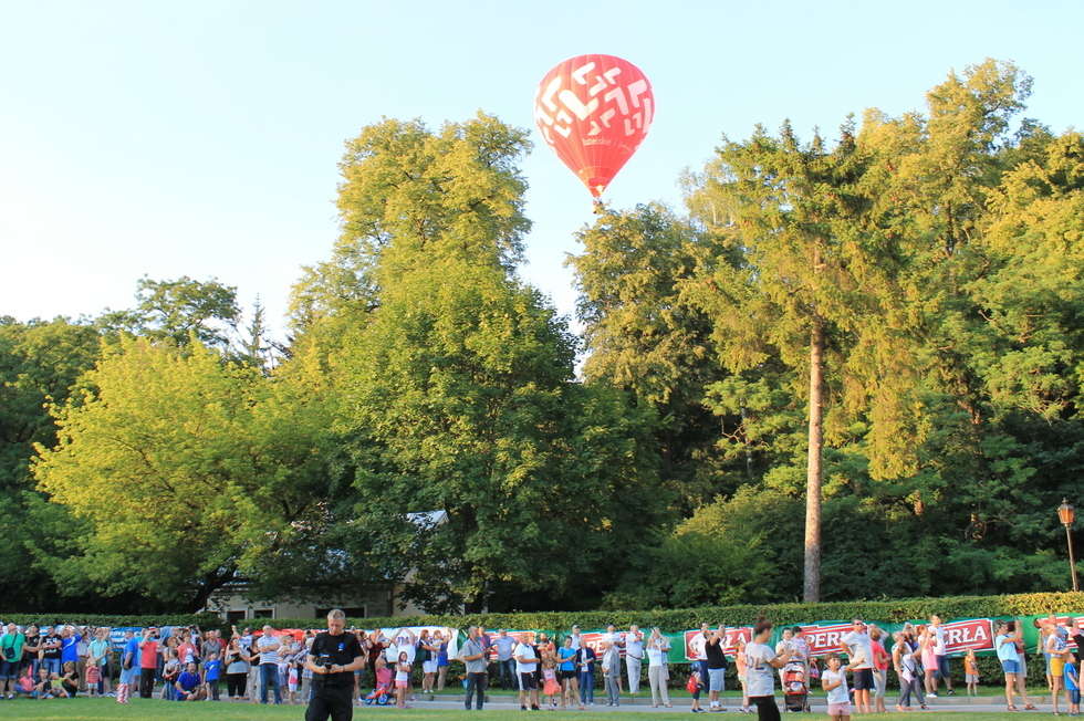  Zawody balonowe w Nałęczowie (zdjęcie 3) - Autor: Radosław Szczęch