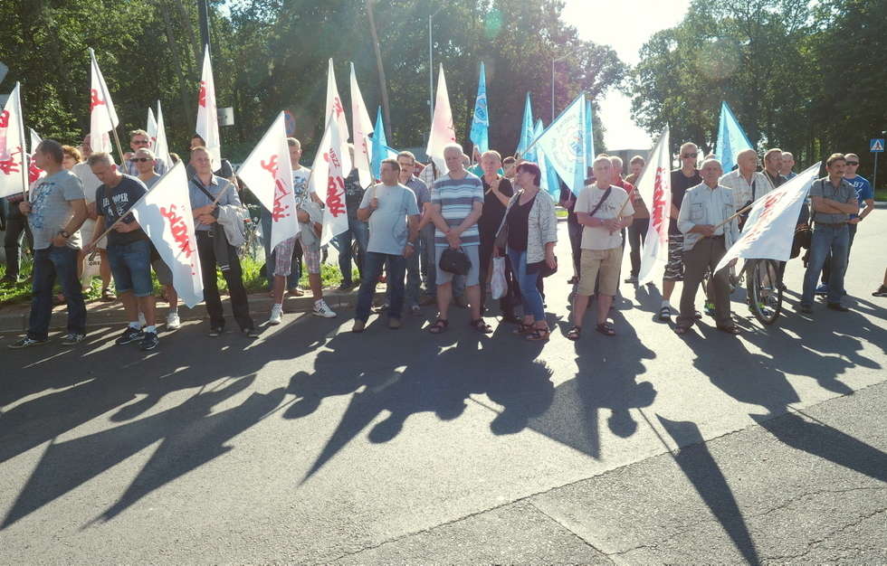 Protest w PZL-Świdnik (zdjęcie 7) - Autor: Maciej Kaczanowski