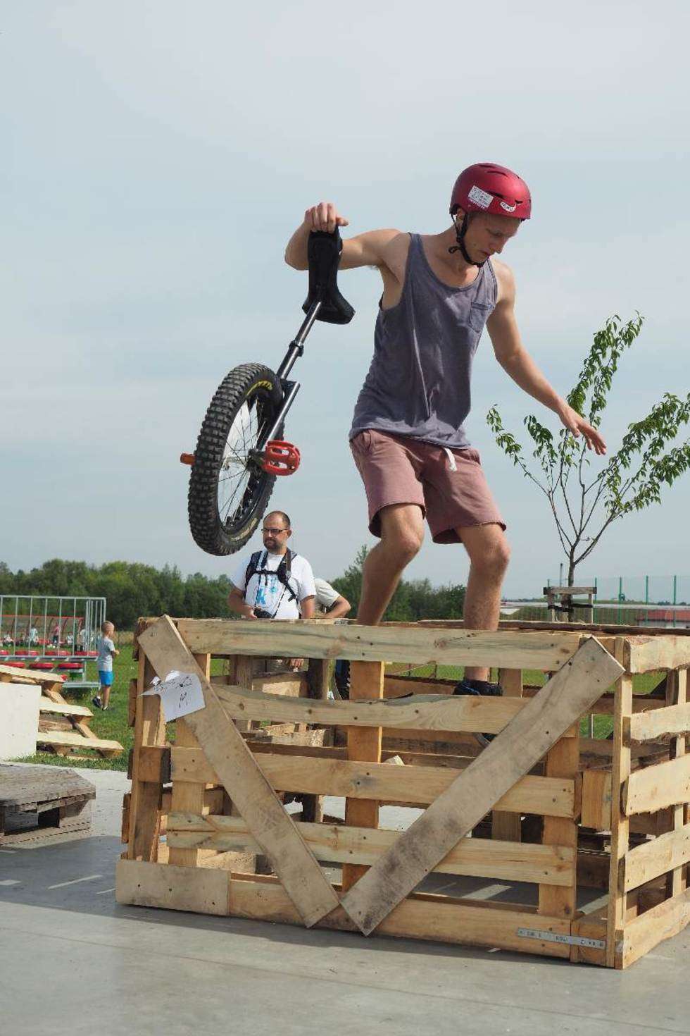  Zawody monocyklowe w skateparku w Niemcach (zdjęcie 23) - Autor: Maciej Kaczanowski