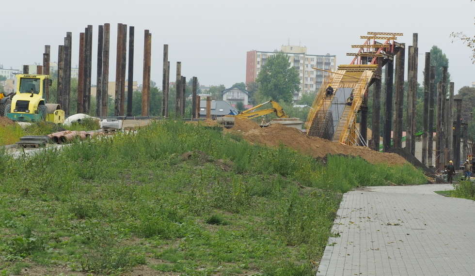  Przebudowa ul. Muzycznej: Most na Bystrzycy nabiera kształtu (zdjęcie 17) - Autor: Maciej Kaczanowski