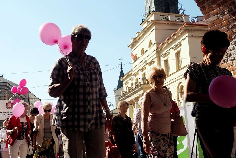  Marsz Różowej Wstążki w Lublinie (zdjęcie 20) - Autor: Dorota Awiorko