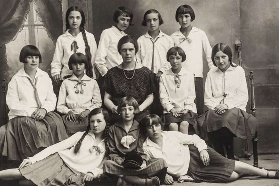  <p>Uczennice Prywatnego Gimnazjum Marii Sobolewskiej w Lublinie. Zdjęcie z lat 1931-1933, autor nieznany</p>