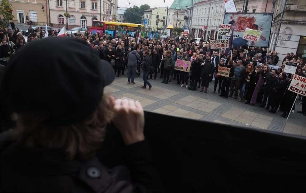  Czarny protest w Lublinie (zdjęcie 4) - Autor: Wojciech Nieśpiałowski