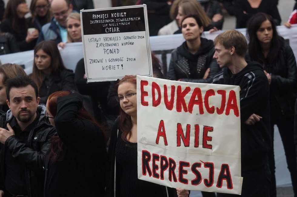  Czarny protest w Lublinie (zdjęcie 10) - Autor: Wojciech Nieśpiałowski