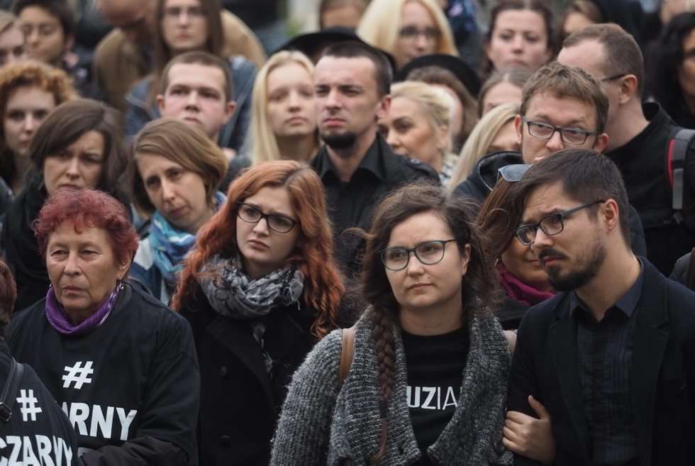  Czarny protest w Lublinie (zdjęcie 15) - Autor: Wojciech Nieśpiałowski