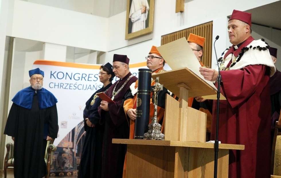  Doktorat honoris causa KUL dla Krzysztofa Pendereckiego (zdjęcie 10) - Autor: Wojciech Nieśpiałowski