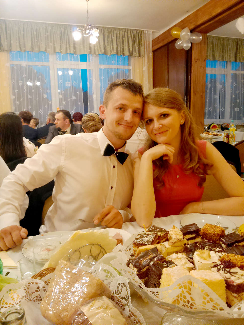  <p>33. Katarzyna Martyna i Szymon Wojtaszko</p>
<p>Poznali się 5 lat temu. Ślub planują wziąć w Radecznicy 7 października 2017 r.</p>
<p>SMS o treści SLUB.33 pod nr 7248</p>