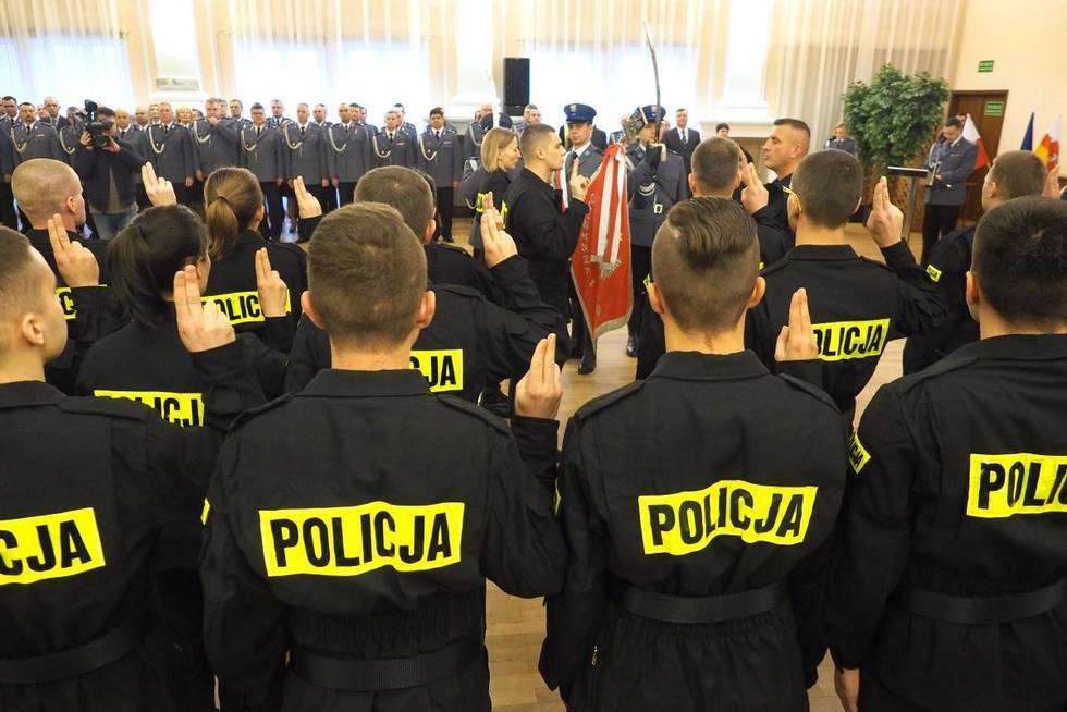  Ślubowanie 35 nowych policjantów  - Autor: Maciej Kaczanowski