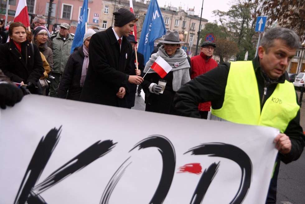  Marsz KOD 11 listopada w Lublinie (zdjęcie 10) - Autor: AS