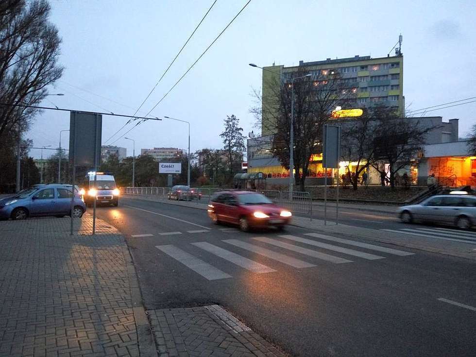  Wypadek przy ul. Lwowskiej w Lublinie (zdjęcie 2) - Autor: Paweł Buczkowski