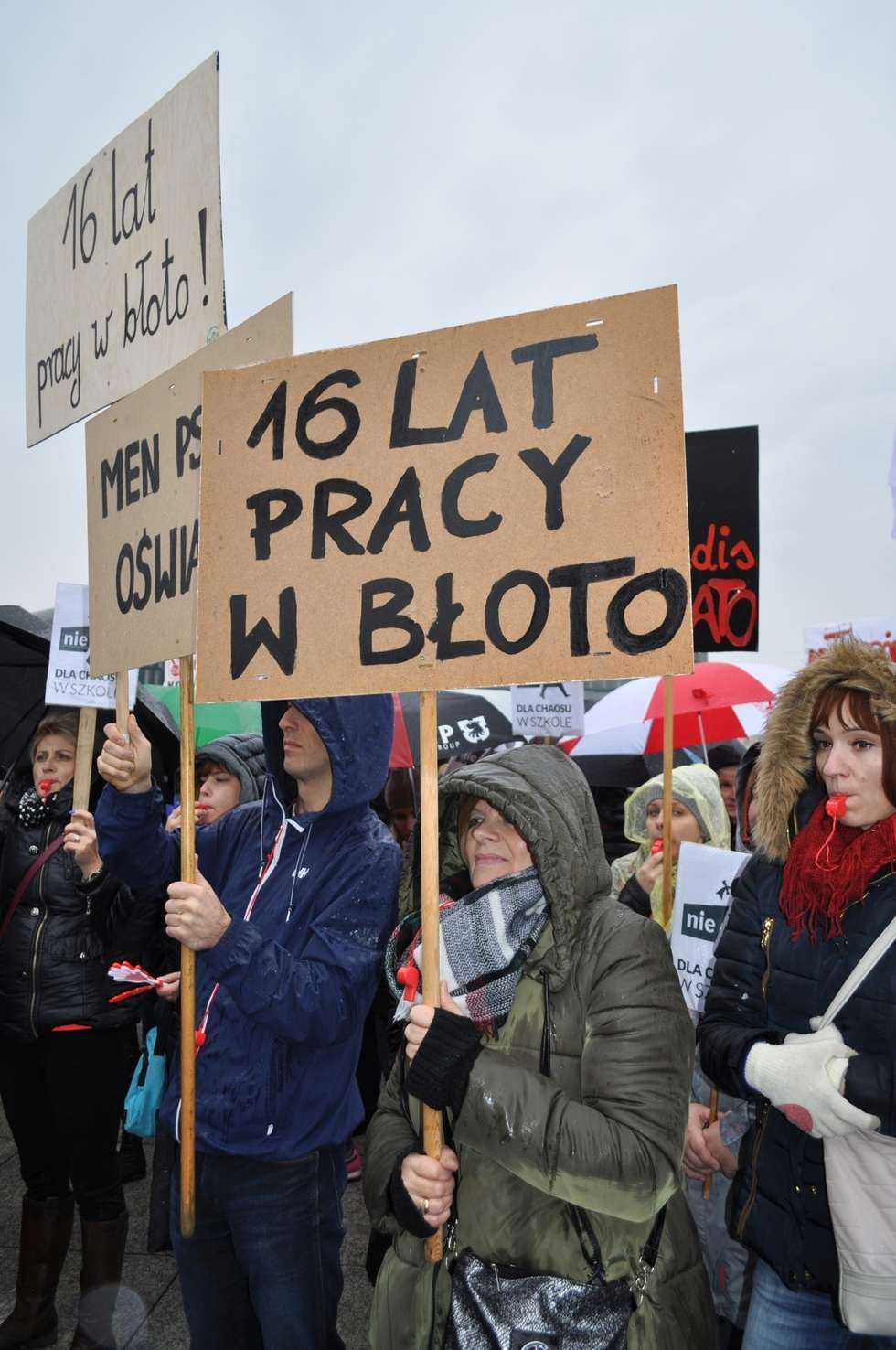  Protest nauczycieli w Warszawie (zdjęcie 17) - Autor: Agnieszka Kasperska