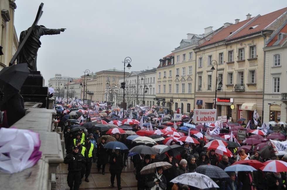  Protest nauczycieli w Warszawie (zdjęcie 25) - Autor: Agnieszka Kasperska