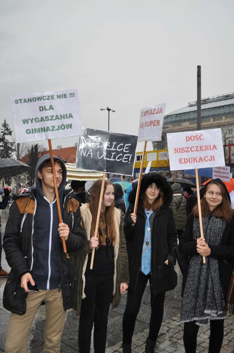  Protest nauczycieli w Warszawie (zdjęcie 11) - Autor: Agnieszka Kasperska