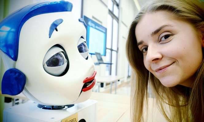 Roboty na Uniwersytecie Medycznym - Autor: Dorota Awiorko