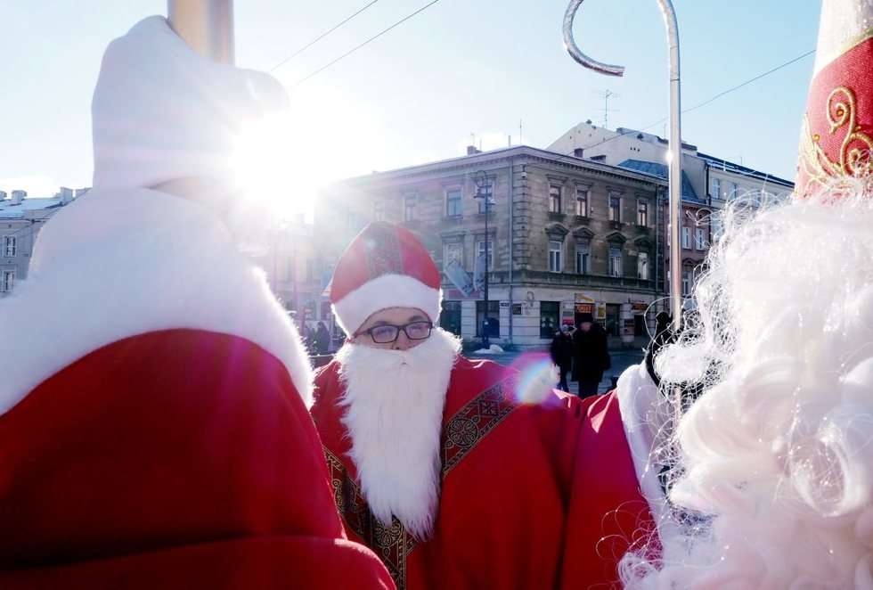   Orszak św. Mikołaja (zdjęcie 1) - Autor: Dorota Awiorko