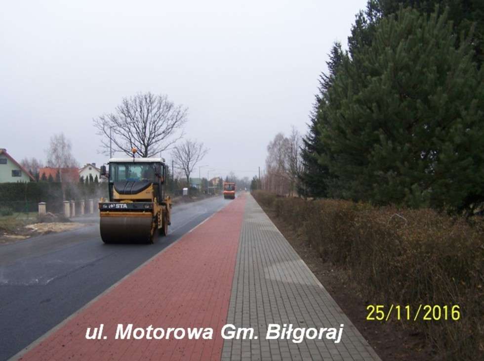  Inwestycje drogowe w powiecie biłgorajskim (zdjęcie 7) - Autor: Starostwo Powiatowe w Biłgoraju