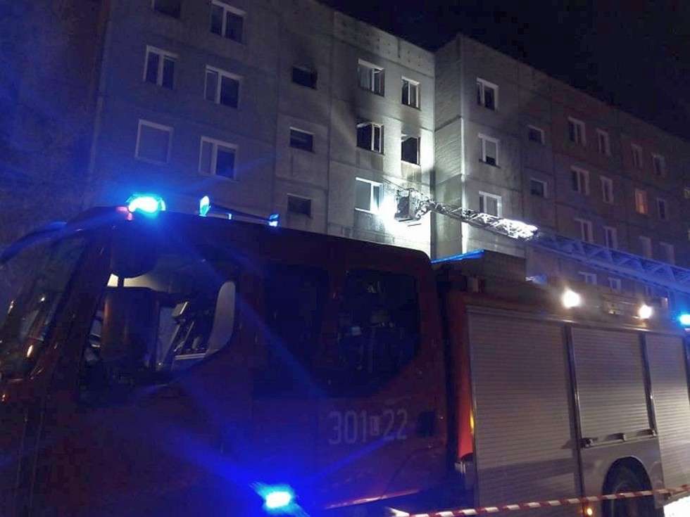  Pożar mieszkania przy ul. Ułanów w Lublinie (zdjęcie 3) - Autor: Dominik Smaga