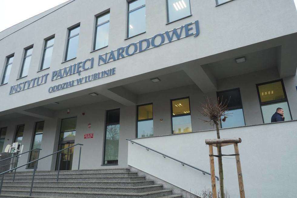 Otwarcie nowej siedziby IPN w Lublinie (zdjęcie 4) - Autor: Maciej Kaczanowski