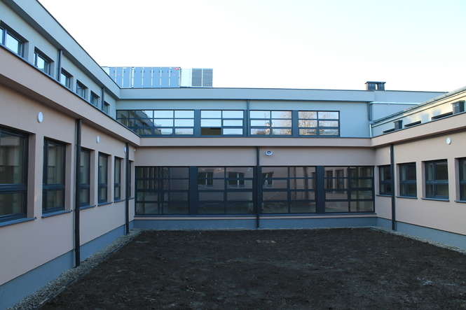 Rozbudowa szkoły w Górze Puławskiej - Autor: Radosław Szczęch