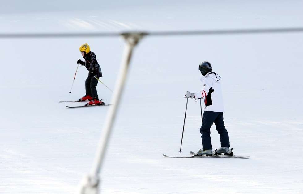  Wyciąg narciarski na Globusie już działa (zdjęcie 12) - Autor: Wojciech Nieśpiałowski