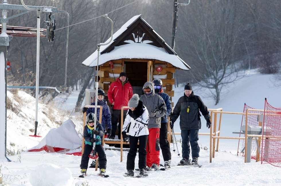  Wyciąg narciarski na Globusie już działa (zdjęcie 7) - Autor: Wojciech Nieśpiałowski