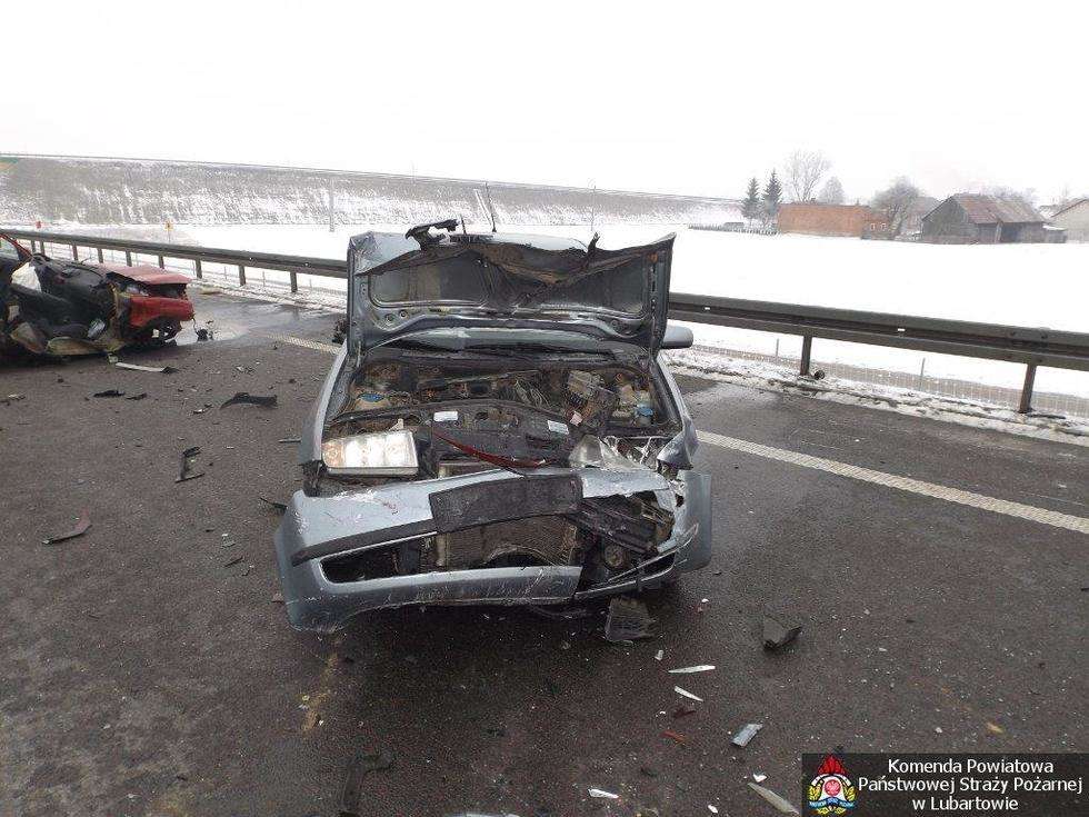  Wypadek w Woli Skromowskiej  - Autor: KP PSP Lubartów