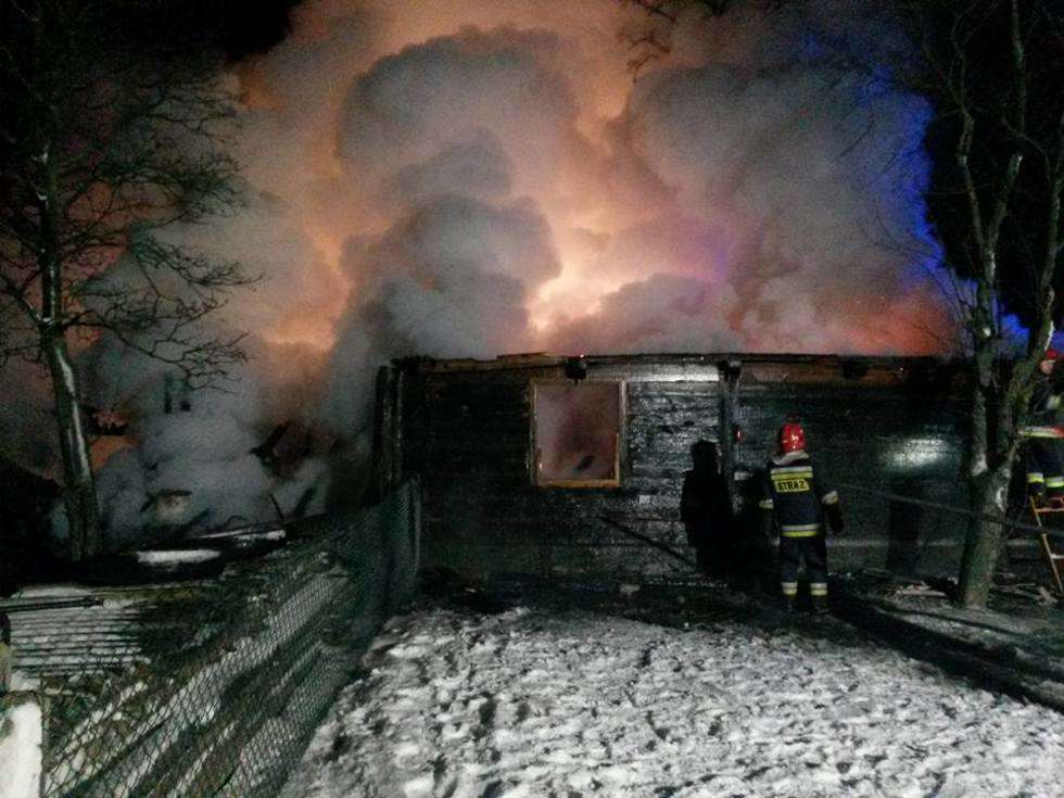  Pożar w miejscowości Kościeniewicze (zdjęcie 5) - Autor: Straż Pożarna Chotyłów