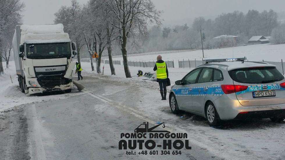  Wypadek w Polichnie (zdjęcie 7) - Autor: Auto-Hol Kraśnik