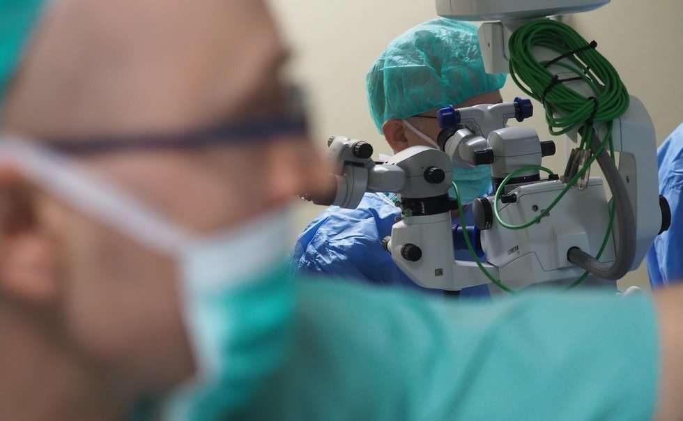  Transmisja operacji oka (zdjęcie 14) - Autor: Wojciech Nieśpiałowski