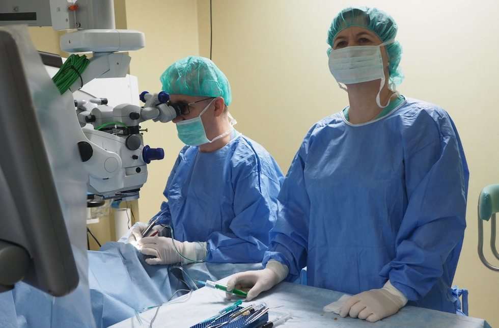  Transmisja operacji oka (zdjęcie 11) - Autor: Wojciech Nieśpiałowski