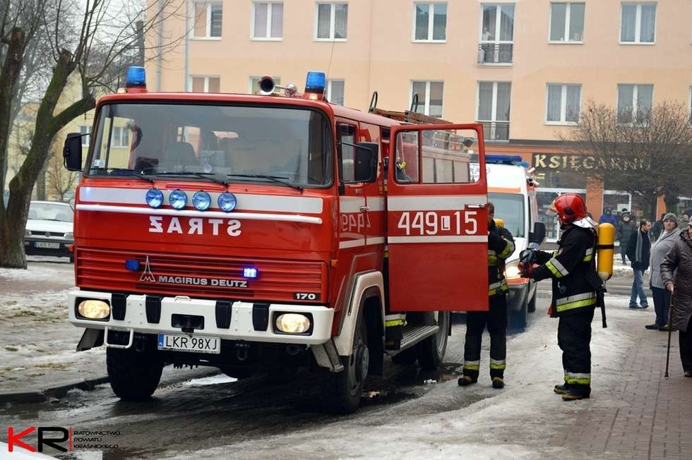  Pożar mieszkania w Kraśniku (zdjęcie 3) - Autor: Kraśnickie Ratownictwo