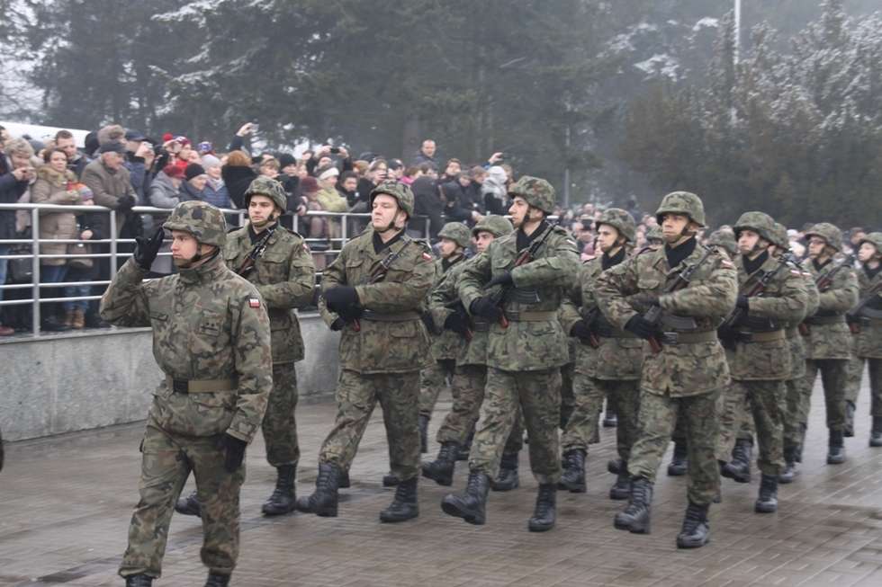  Przysięga wojskowa w Dęblinie (zdjęcie 15) - Autor: WSOSP